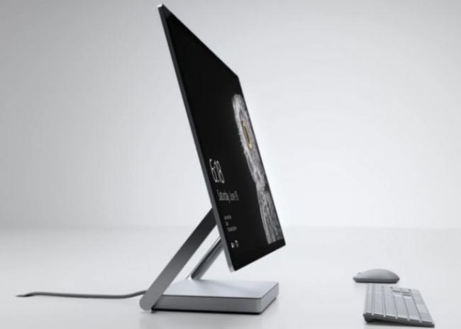 Microsoft официально представила нового «убийцу» iMac (ФОТО)