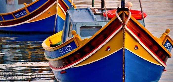 Мир ярких красок. Маленький рыбацкий городок на Мальте (ФОТО)