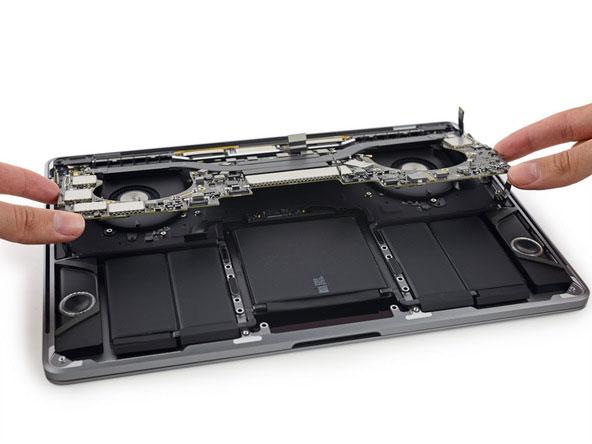 Новый MacBook Pro невозможно отремонтировать (ФОТО)