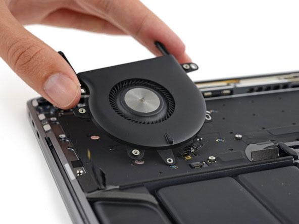 Новый MacBook Pro невозможно отремонтировать (ФОТО)