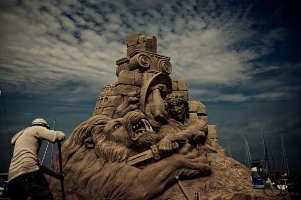 Поражающие воображение: шедевральные фигуры из песка (ФОТО)