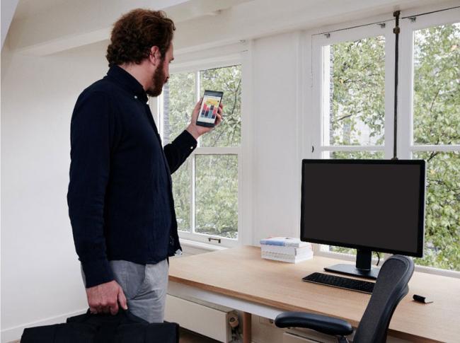 В Сети появились первые изображения смартфона Microsoft Surface Phone (ФОТО)