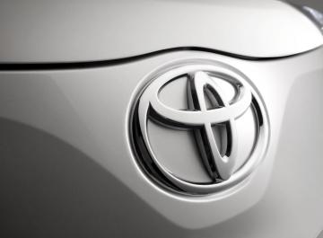 Toyota к 2020 году запускает массовое производство электрокаров