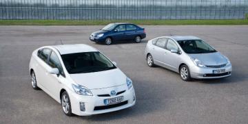 Toyota анонсирует массовый выпуск электромобилей