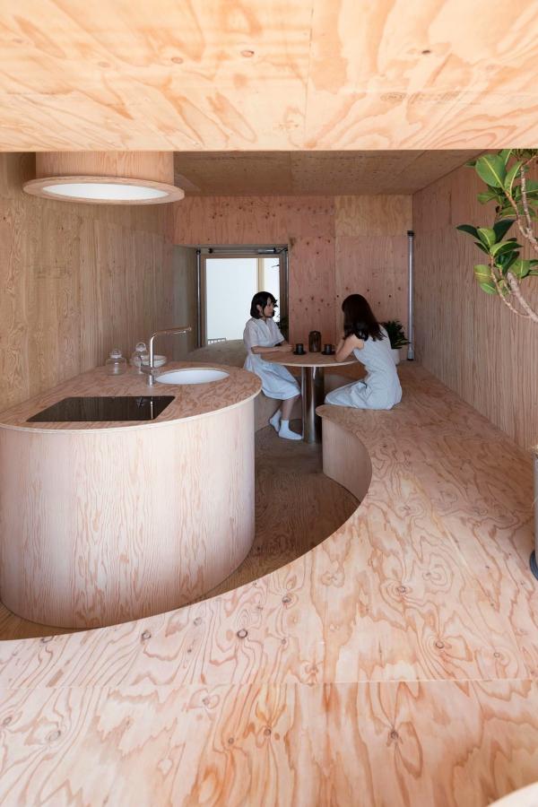 Замысловатые пространства дома в Токио (ФОТО)