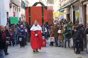 В Венеции прошел марш против туристов (ФОТО)