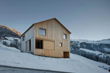 Уютный дом, позволяющий насладиться прекрасными пейзажами в Австрии (ФОТО)
