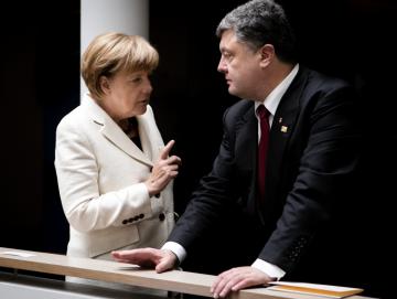 Порошенко и Меркель договорились о встрече «нормандской четверки»