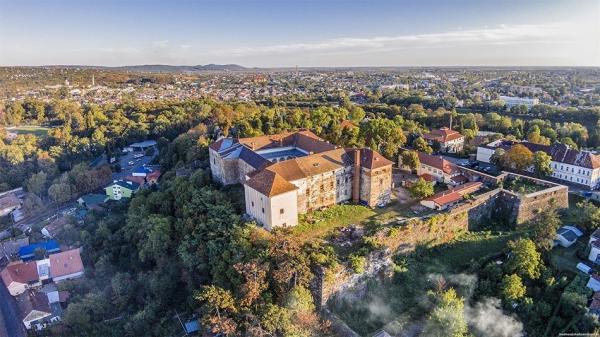 Рыцарская Украина: самые красивые замки страны (ФОТО)