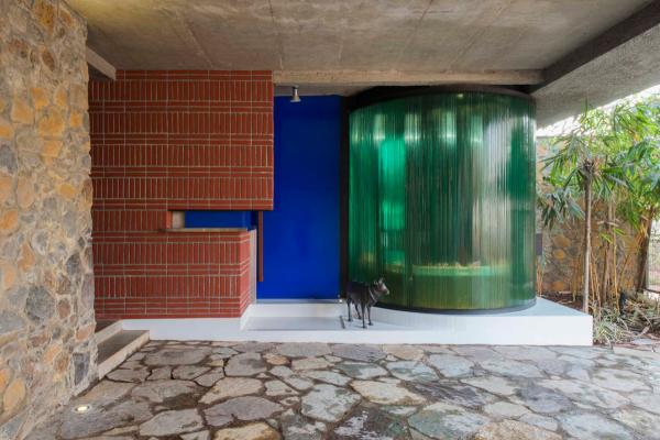 Оригинальный подход к оформлению: дом-коллаж в Индии (ФОТО)