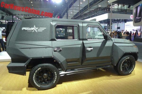 Новый облик: китайский клон внедорожника Mercedes-Benz превратили в броневик (ФОТО)