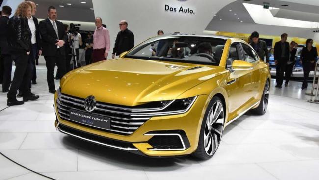 Volkswagen представила роскошный седан Passat Arteon (ФОТО)