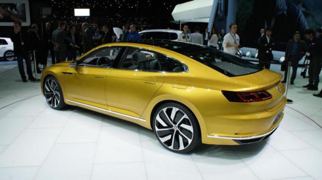 Volkswagen представила роскошный седан Passat Arteon (ФОТО)