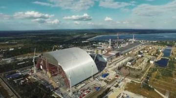 Чернобыльскую АЭС полностью накрыли арочным саркофагом