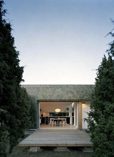 Пример скромности и простоты: можжевеловый дом в Швеции (ФОТО)
