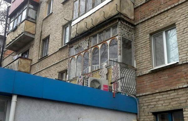  15 балконных «шедевров», которые заставят вас задуматься (ФОТО)