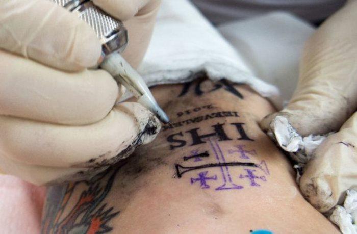10 невероятно древних и таинственных татуировок (ФОТО)
