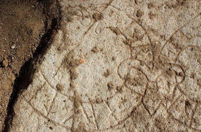 10 древних рун, которые до сих пор ставят учёных в тупик (ФОТО)