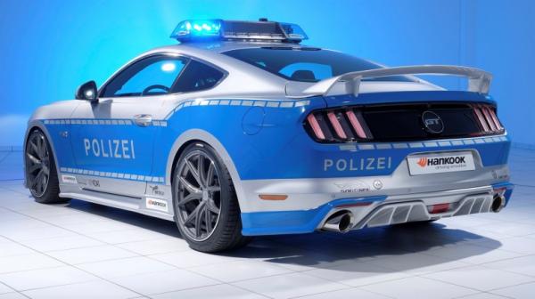 Автопарк немецких патрульных пополнился «заряженным» Ford Mustang (ФОТО)