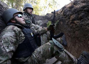 За сутки в зоне АТО ранены пятеро украинских военных