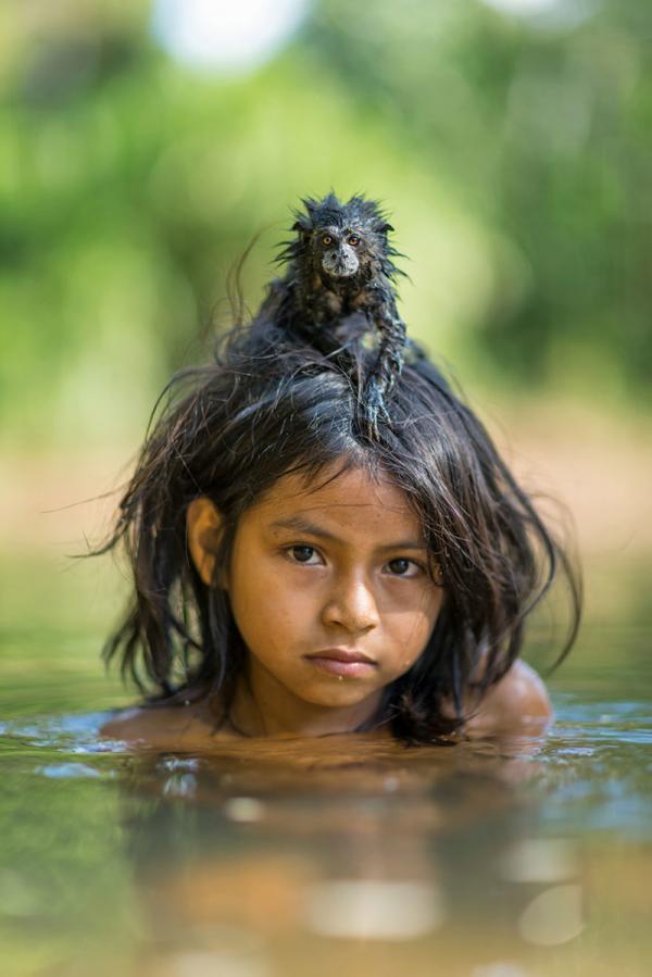 50 лучших снимков года по версии журнала National Geographic (ФОТО)