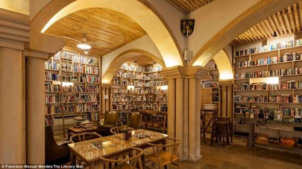 Literary Man: уникальная гостиница-библиотека в Португалии (ФОТО)