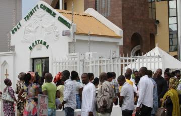 При обрушении крыши церкви в Нигерии погибли 60 человек