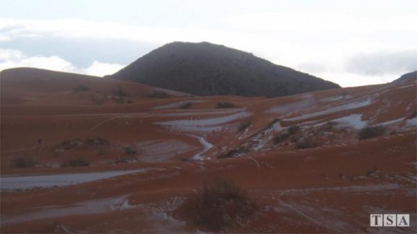 Природная аномалия: в одном из самых засушливых мест на планете выпал снег (ФОТО) Природная аномалия: в одном из самых засушливых мест на планете выпал снег (ФОТО)