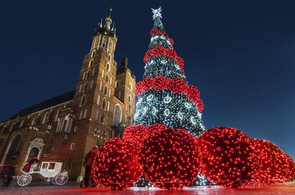 Рождественские снимки с разных уголков Европы (ФОТО)