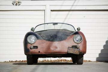 Забытый и покинутый: эксклюзивный Porsche, простоявший 42 года без дела (ФОТО)
