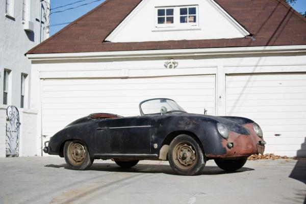 Забытый и покинутый: эксклюзивный Porsche, простоявший 42 года без дела (ФОТО)