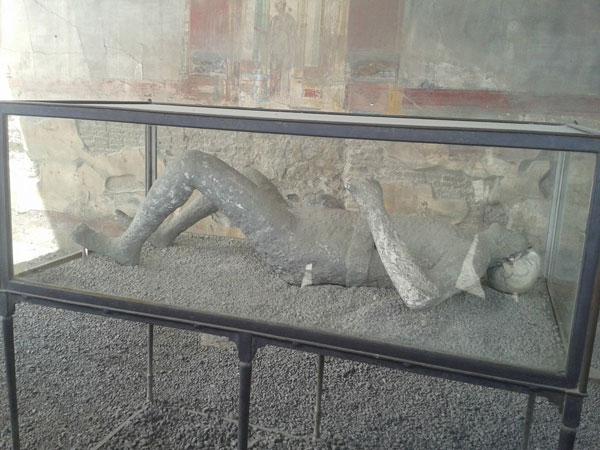 Город Помпеи - молчаливый свидетель древней трагедии (ФОТО)