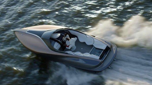 Lexus показала свою первую скоростную яхту (ФОТО)