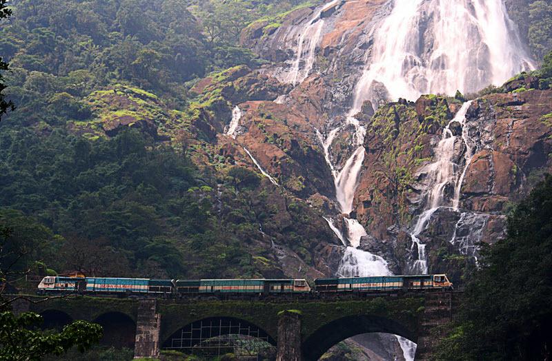 Индия - родина 10 красивейших водопадов (ФОТО)