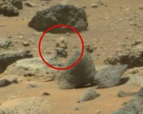Ученые показали фото, как инопланетянин охотится за марсоходом (ФОТО)