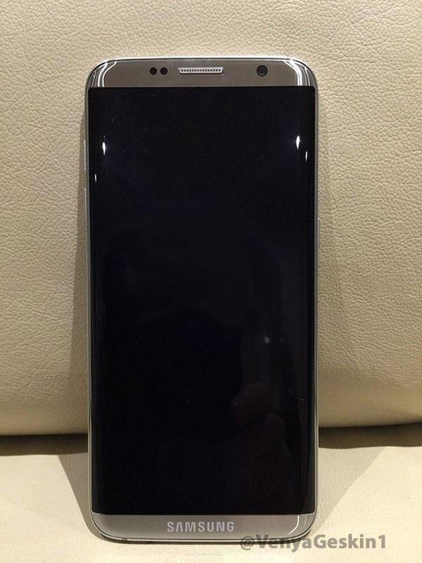 В Сети появился шпионский снимок Samsung Galaxy S8 (ФОТО)