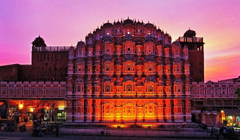 ТОП-10 восхитительных исторических памятников Индии (ФОТО)
