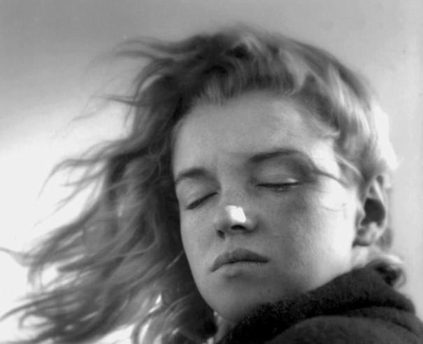 Чувственные снимки юной Мэрилин Монро обнаружились в коллекции ее любовника (ФОТО)