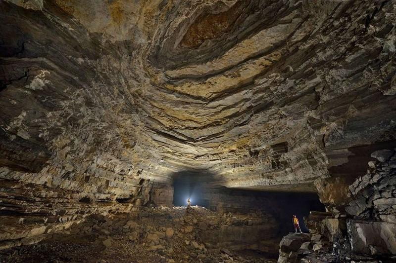 Затерянный мир Чунцин. Огромная пещера с собственным климатом (ФОТО)