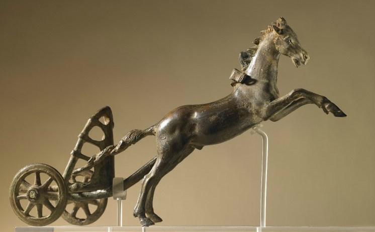 Древняя игрушка помогла разгадать устройство римских колесниц (ФОТО)