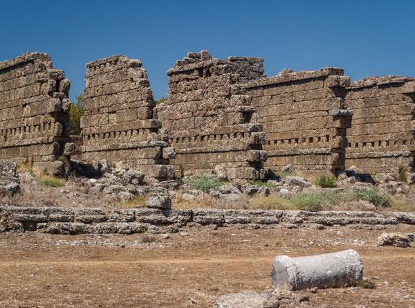 Вечный Аспендос - древний греко-римский город в Турции (ФОТО)