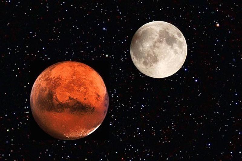 NASA показало снимки спутника Красной планеты Деймоса (ФОТО)