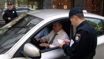 Украинские автомобилисты обязаны платить налог за новые машины