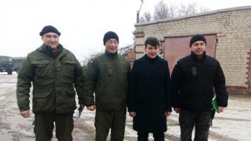 Савченко посетила штабы ВСУ в зоне АТО (ФОТО)