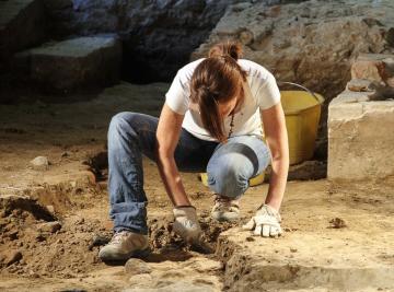 Археологи обнаружили в Китае меч возрастом более двух тысяч лет (ФОТО)