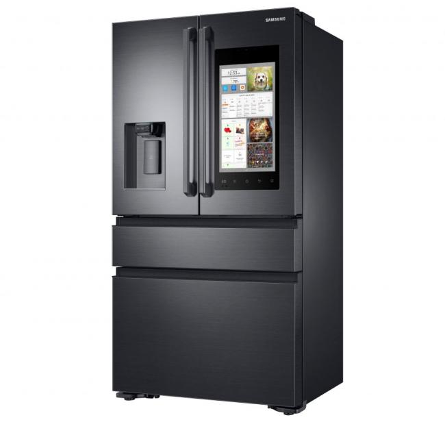 Samsung представила холодильник будущего Family Hub 2.0 (ФОТО)