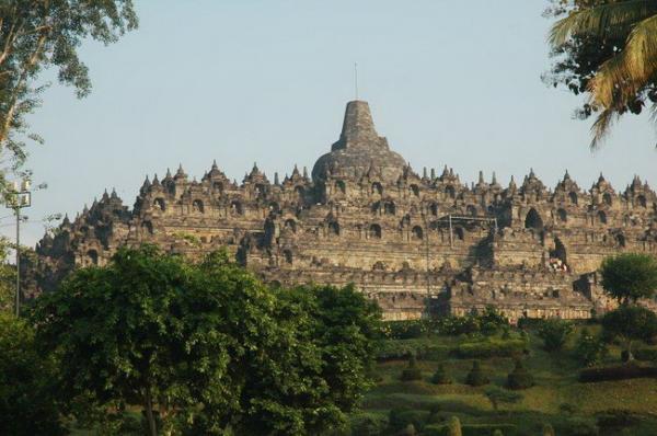 Архитектура древности: как выглядит один из крупнейших буддийских памятников на Земле (ФОТО)