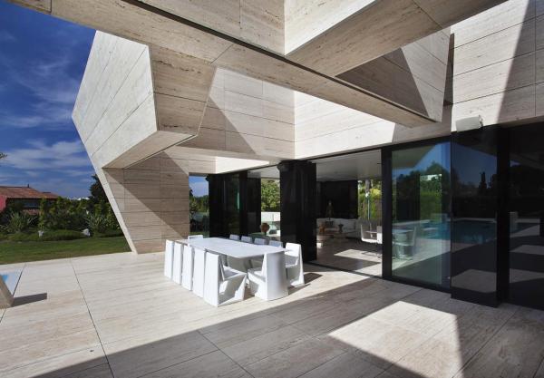 Символ величия и влияния: эффектная вилла в испанском городе Севилья (ФОТО)