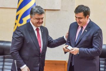 От дипломатии к оскорблениям: Саакашвили высказался в сторону Порошенко