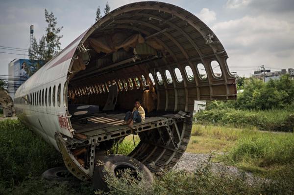Самолет в качестве дома: будни тайских семей (ФОТО)